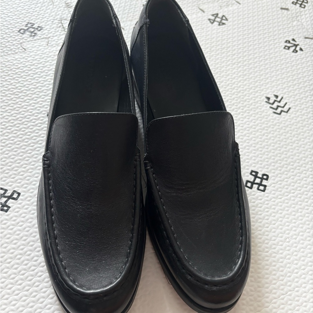 Everlane Black Leather Loafers